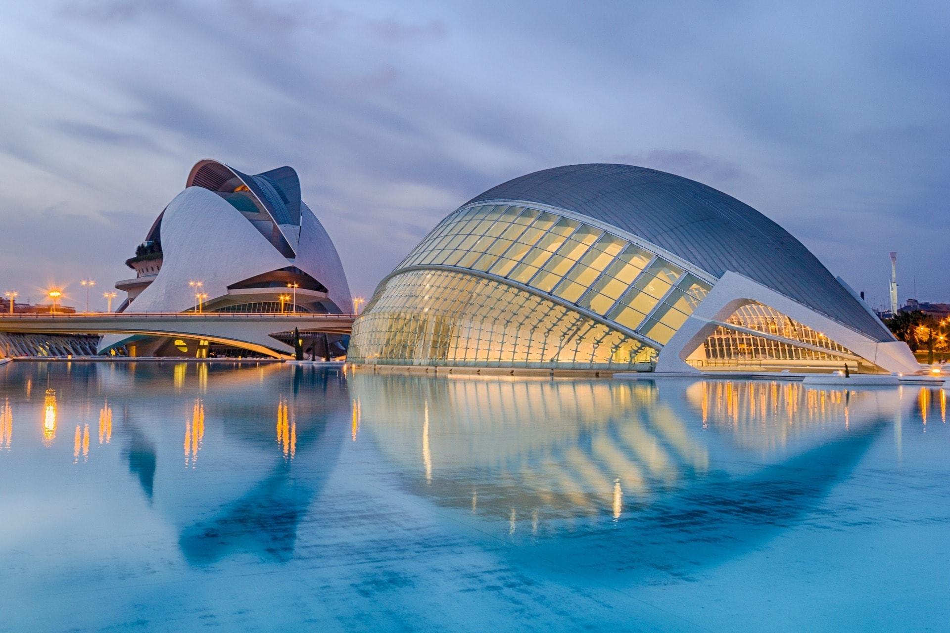 Valencia: Donde la Magia de los Eventos Crea Experiencias Inolvidables